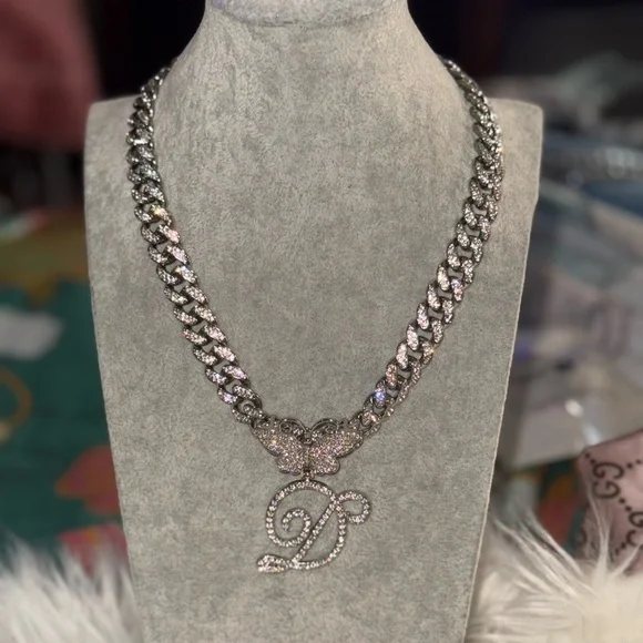 Necklace - Picture 4 of 4